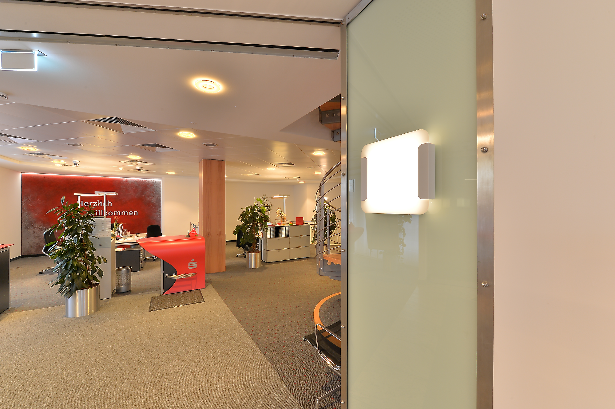 projects banken und sparkassen kreissparkasse augsburg zweigstelle neusaess image