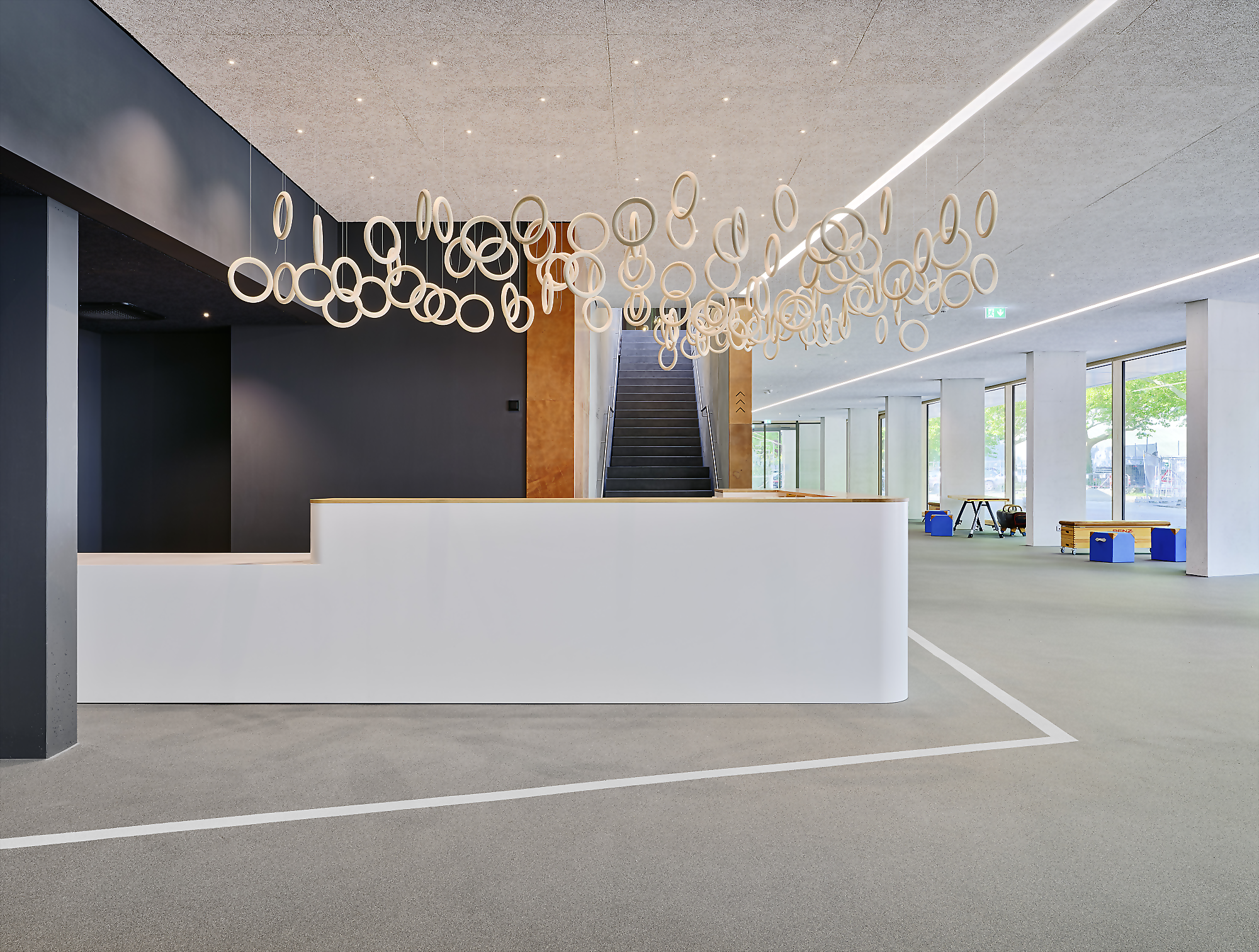projects kunst und kultur leuchtende linien fuer den ft sportpark freiburg image