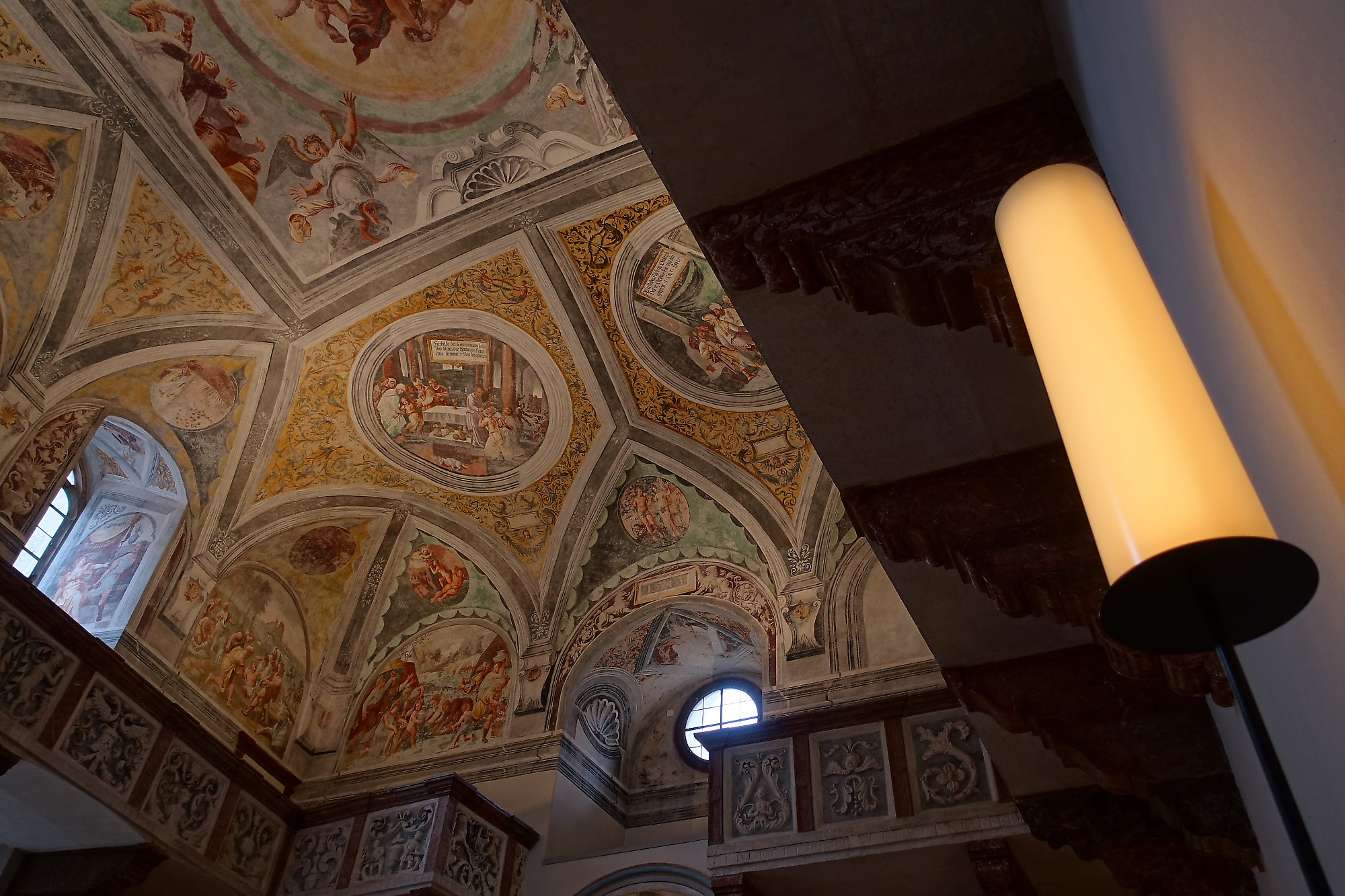 Schloßkapelle Neuburg - Beleuchtungssanierung der Schloßkapelle in Neuburg
