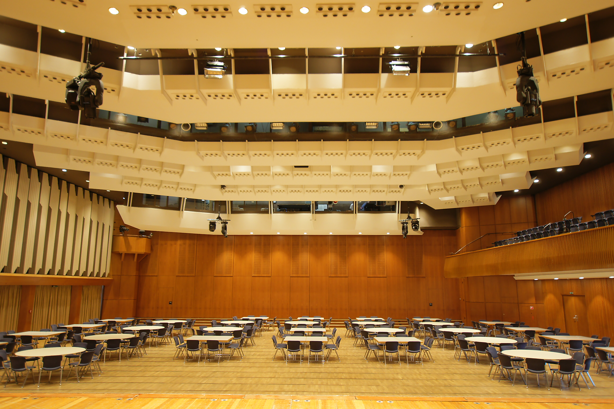 Stadthalle Göppingen - Sanierung der Stadthalle in Göppingen