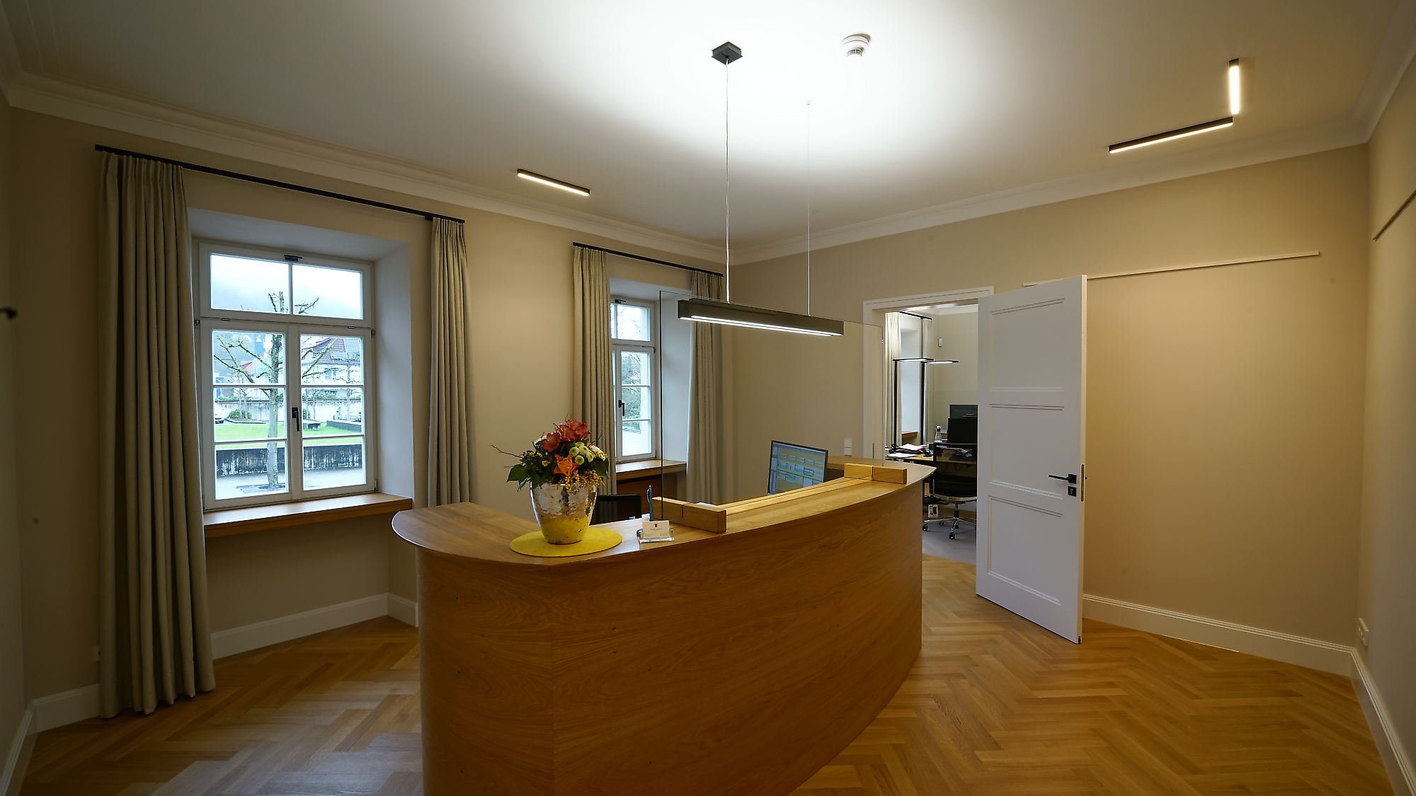 Notariat Dr. Marcus Zelyk | Branche: Office und Verwaltung