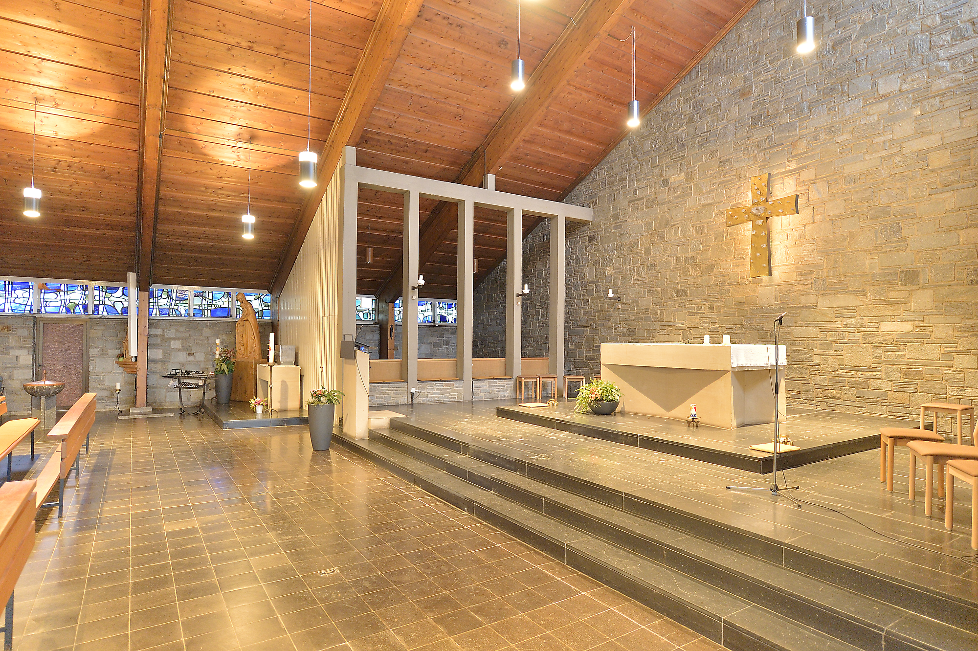 Christ-König-Kirche Wiesbaden | Branche: Sakrale Bauten