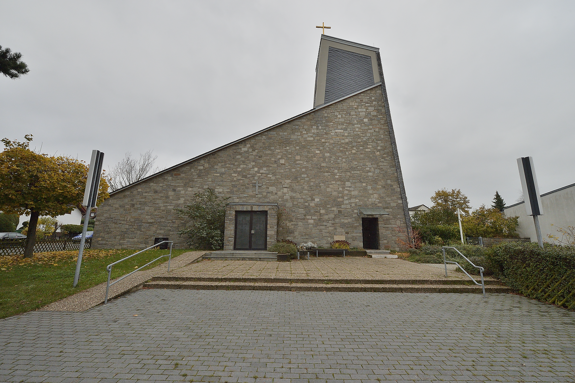 projects sakrale bauten christ koenig kirche wiesbaden image