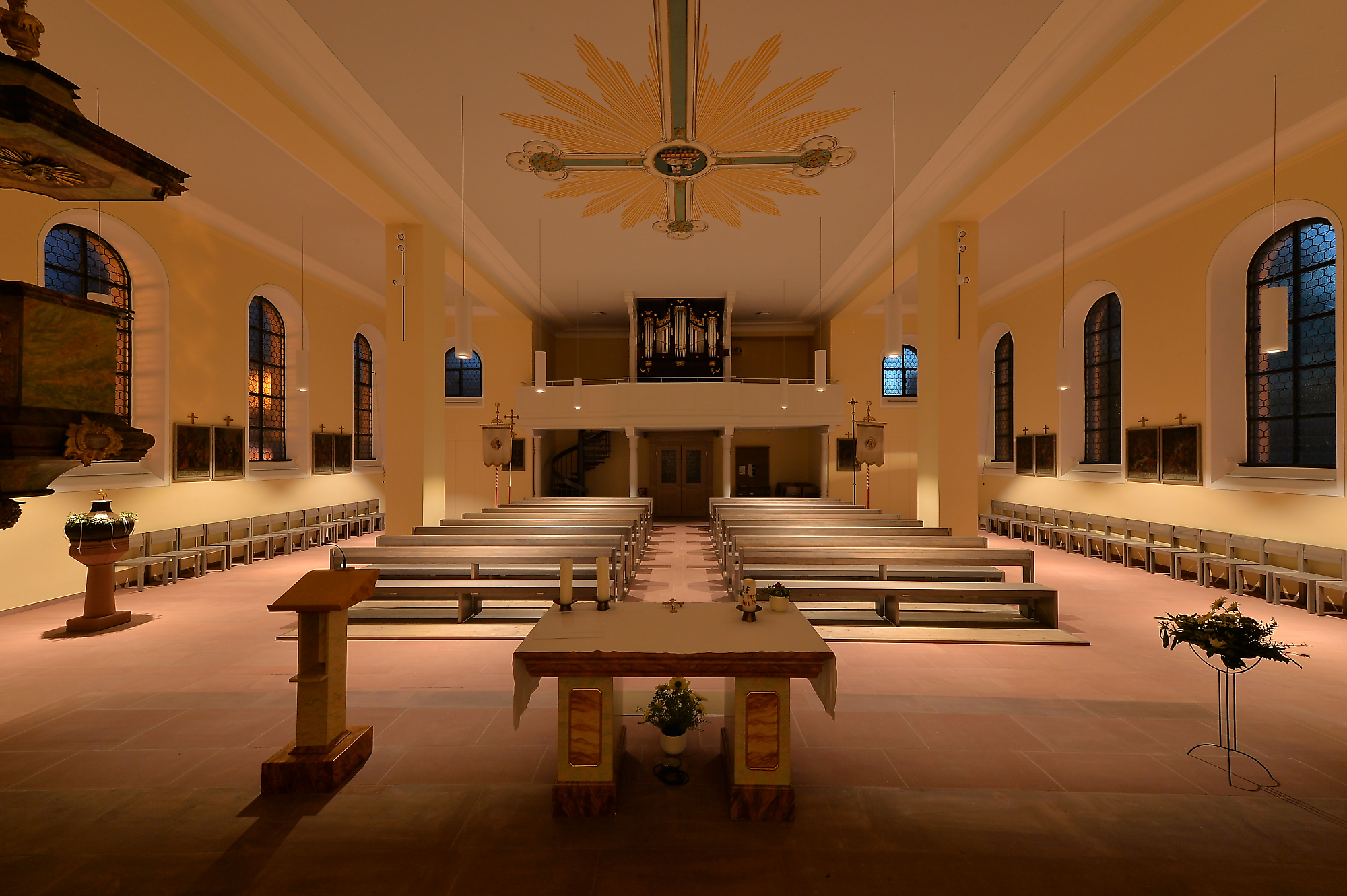 Kirche Sankt Barbara Nordweil | Branche: Sakrale Bauten