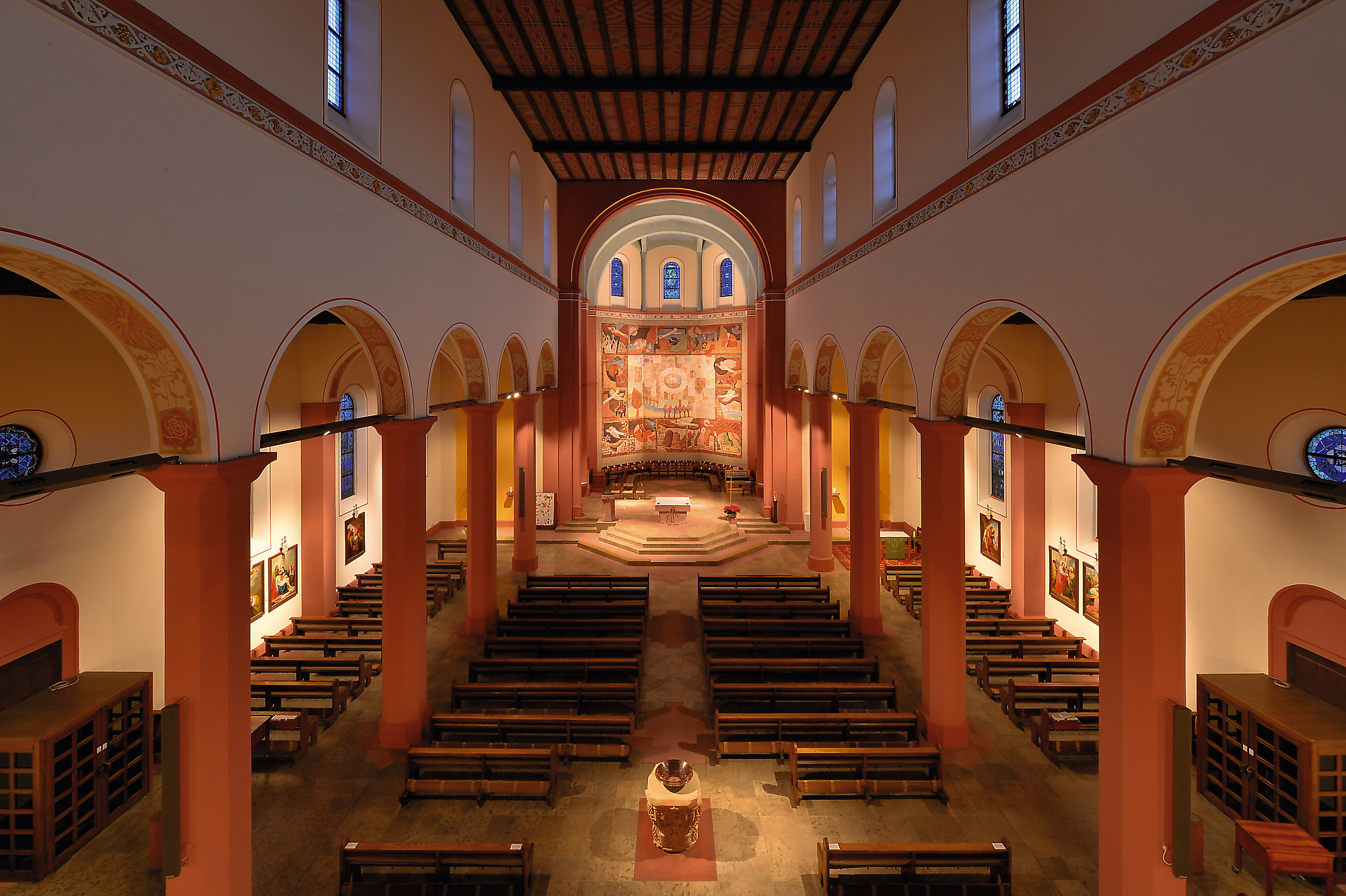 Kirche Sankt Ulrich Rheinstetten | Branche: Sakrale Bauten